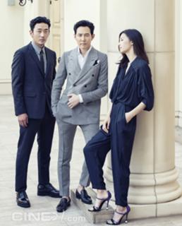 Jun Ji-hyun feet photo thumbnail