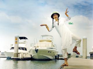 Jun Ji-hyun feet photo thumbnail