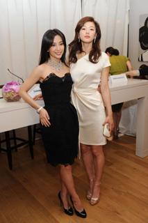 Jun Ji-hyun feet photo thumbnail