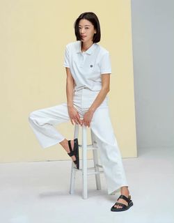 Jun Ji-hyun feet photo 12