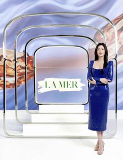 Jun Ji-hyun feet photo 8