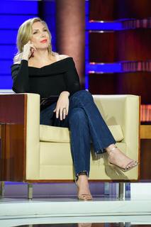 June Diane Raphael feet photo thumbnail