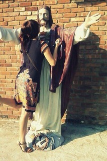 June Nicole Lapine feet photo thumbnail