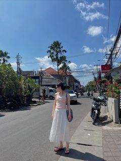 Jung Chae-yeon feet photo 2