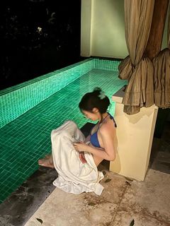 Jung Chae-yeon feet photo 19