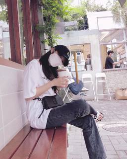 Jung Eun-ji feet photo 16