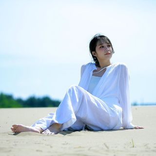 Jung Eun-ji feet photo 12