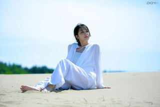 Jung Eun-ji feet photo 14