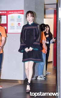 Jung Ryeo-won feet photo 6