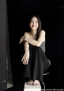 Jung Ryeo-won feet photo 16