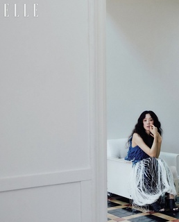 Jung Ryeo-won feet photo 9
