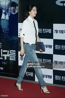 Jung Ryeo-won feet photo 19