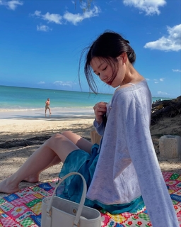 Jung So-min feet photo thumbnail
