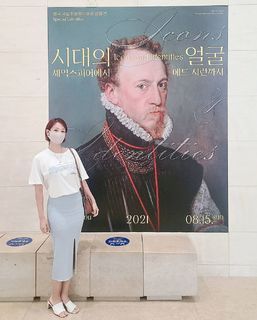 Jung-Yeon Oh feet photo thumbnail