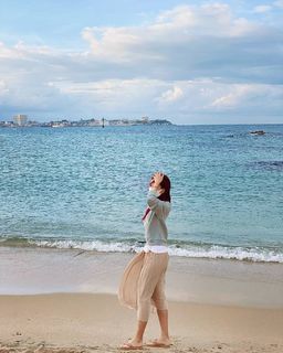 Jung-Yeon Oh feet photo thumbnail