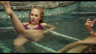 Juno Temple feet photo thumbnail