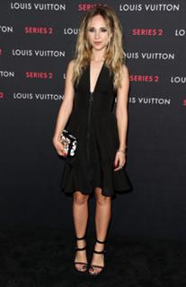 Juno Temple feet photo thumbnail