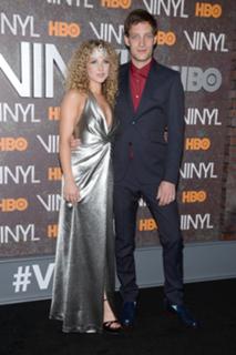 Juno Temple feet photo thumbnail