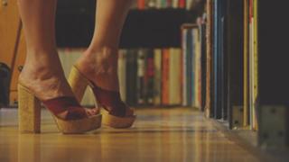 Juno Temple feet photo thumbnail