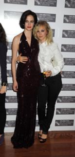 Juno Temple feet photo thumbnail