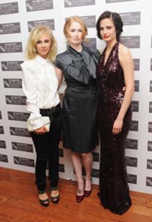 Juno Temple feet photo thumbnail