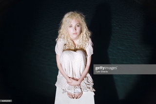 Juno Temple feet photo thumbnail