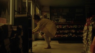 Juno Temple feet photo thumbnail