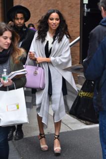 Jurnee Smollett feet photo thumbnail