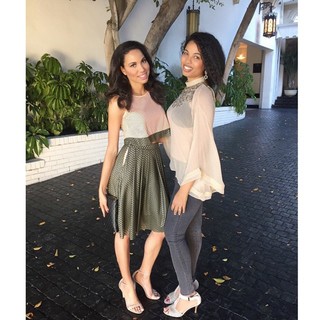 Jurnee Smollett feet photo thumbnail