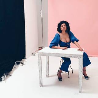 Jurnee Smollett feet photo thumbnail