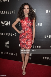 Jurnee Smollett feet photo thumbnail