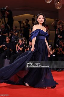 Jurnee Smollett feet photo thumbnail