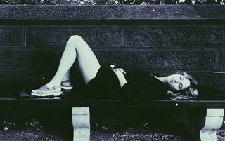 Justina Bustos feet photo 10