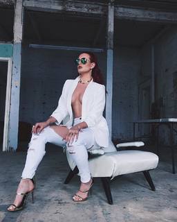 Justina Valentine feet photo thumbnail