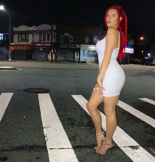 Justina Valentine feet photo thumbnail