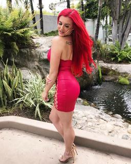 Justina Valentine feet photo thumbnail