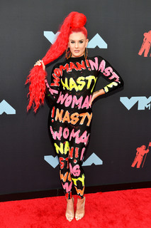 Justina Valentine feet photo thumbnail