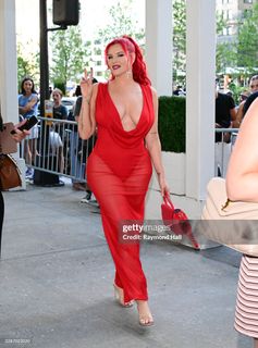 Justina Valentine feet photo 8