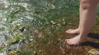 Justine Becattini feet photo thumbnail