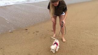 Justine Ezarik feet photo thumbnail