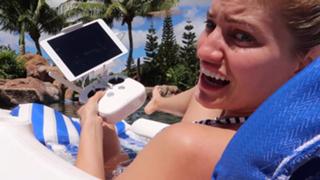 Justine Ezarik feet photo thumbnail