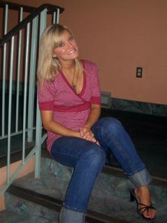 Justine Ezarik feet photo thumbnail