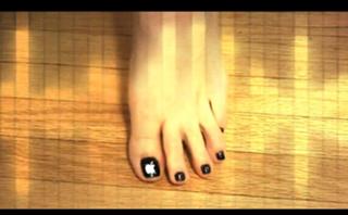 Justine Ezarik feet photo thumbnail
