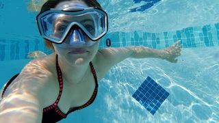 Justine Ezarik feet photo thumbnail