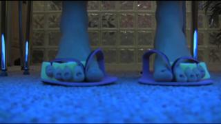 Justine Ezarik feet photo thumbnail
