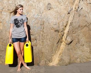 Justine Ezarik feet photo thumbnail