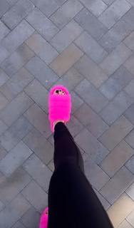 Justine Ezarik feet photo thumbnail