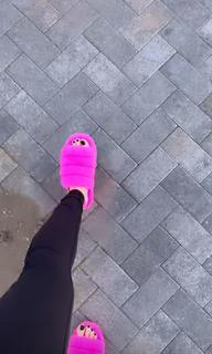 Justine Ezarik feet photo thumbnail