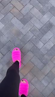 Justine Ezarik feet photo thumbnail