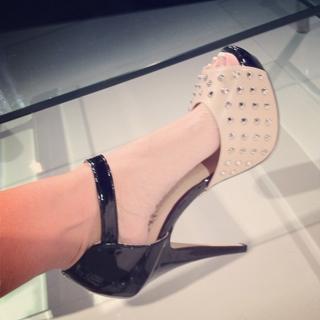 Justine Ezarik feet photo thumbnail